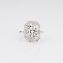 Charger l&#39;image dans la galerie, Bague platine ornée dans son centre d&#39;un diamant taille ancienne
