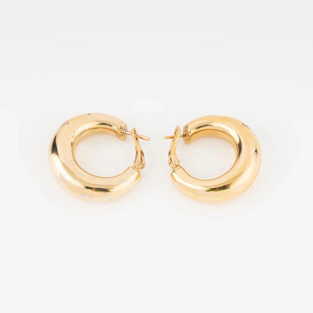 Boucles d'oreilles de la Maison Chaumet sur or jaune
