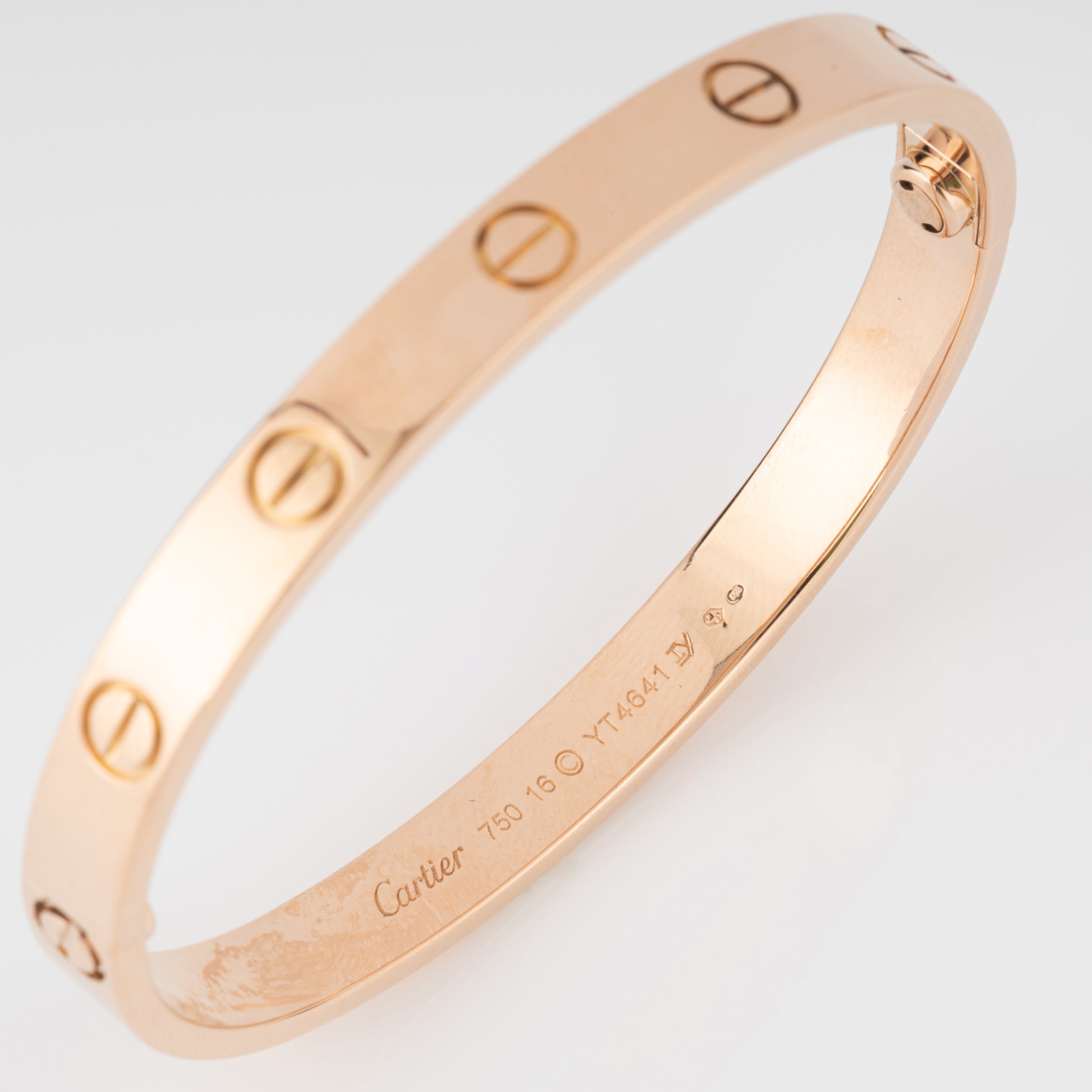 Bracelet or rose de la maison Cartier  collection Love grand modèle