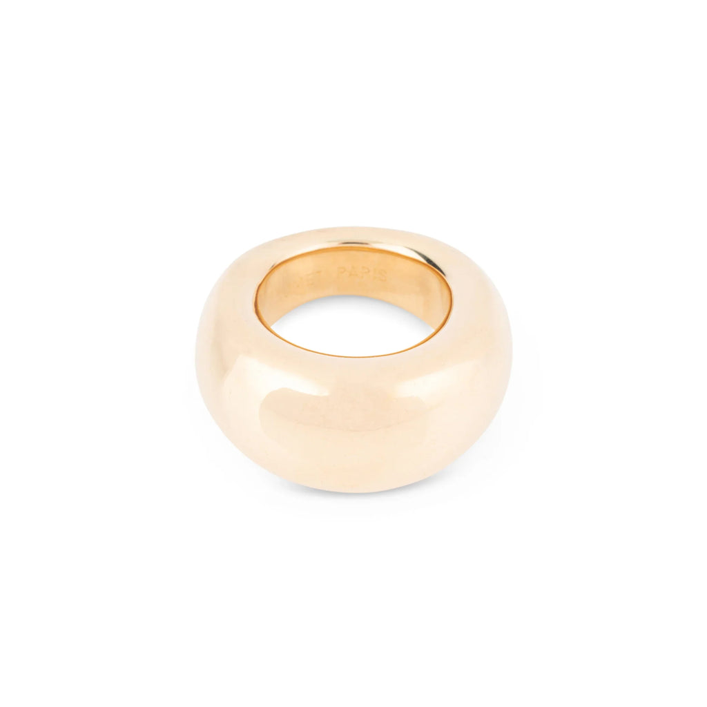Une bague jonc or gris signée de la Maison Chaumet modèle Anneau