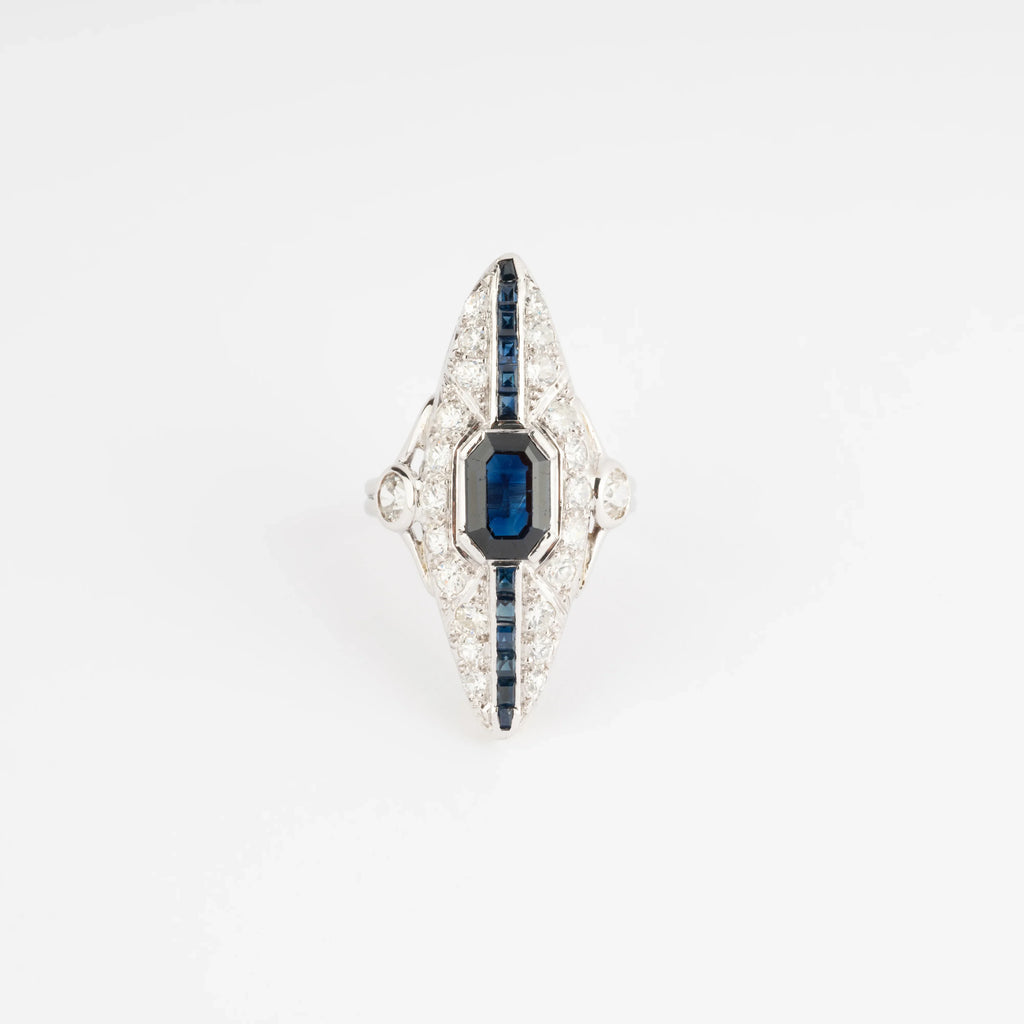 Bague marquise en diamant et saphir