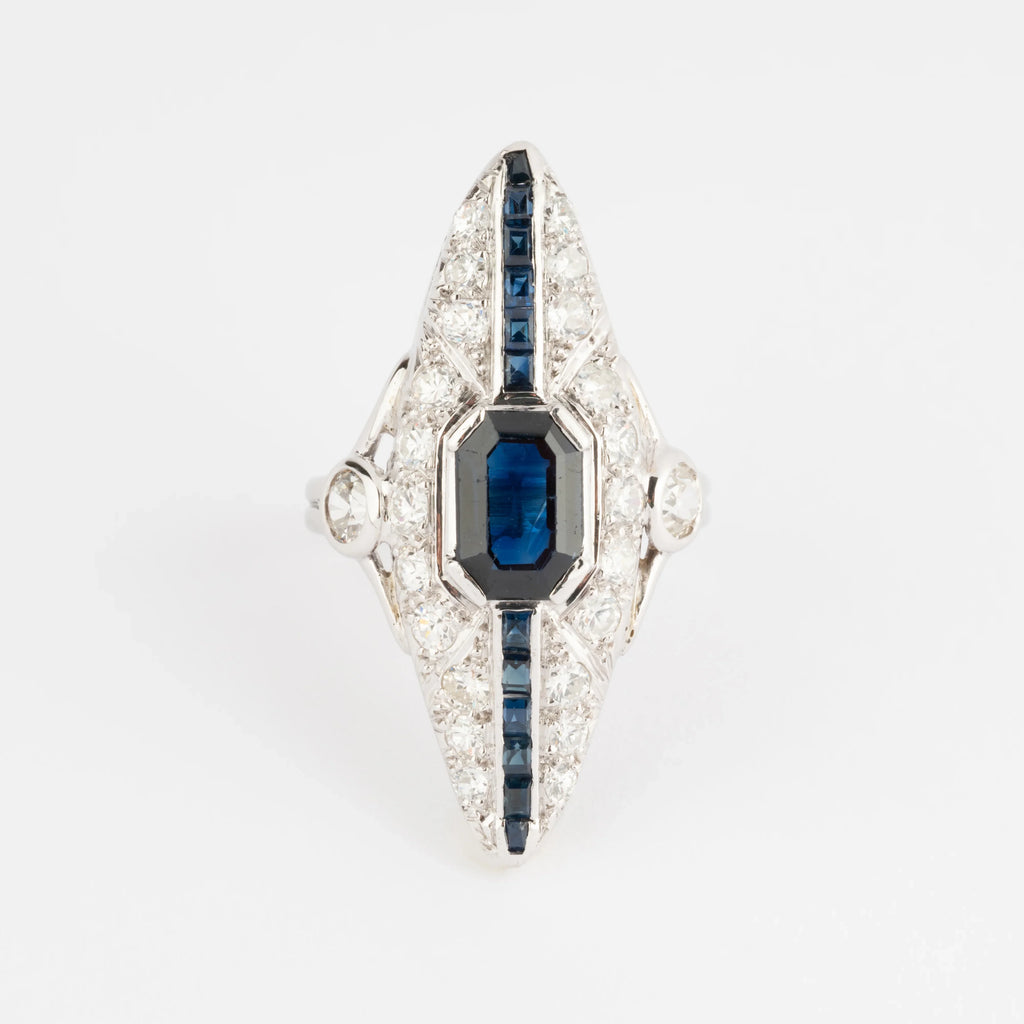 Bague marquise en diamant et saphir