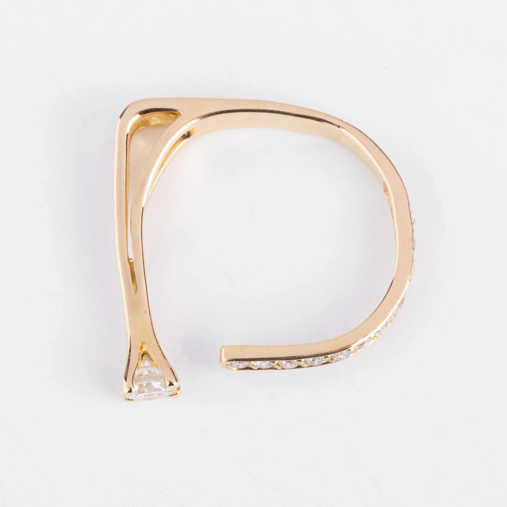 Open yellow gold and diamond design ring