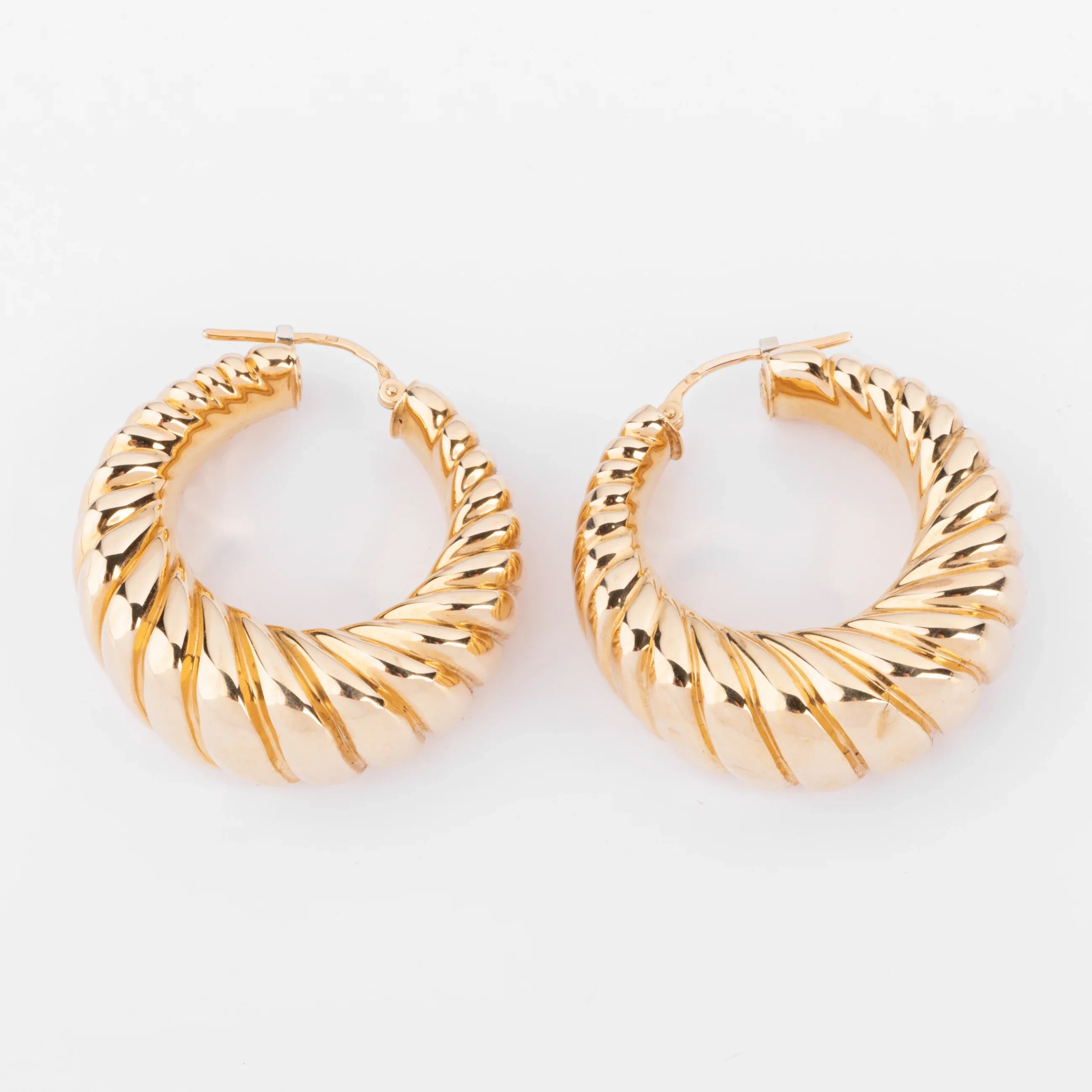 Boucles d'oreilles en or jaune godronné