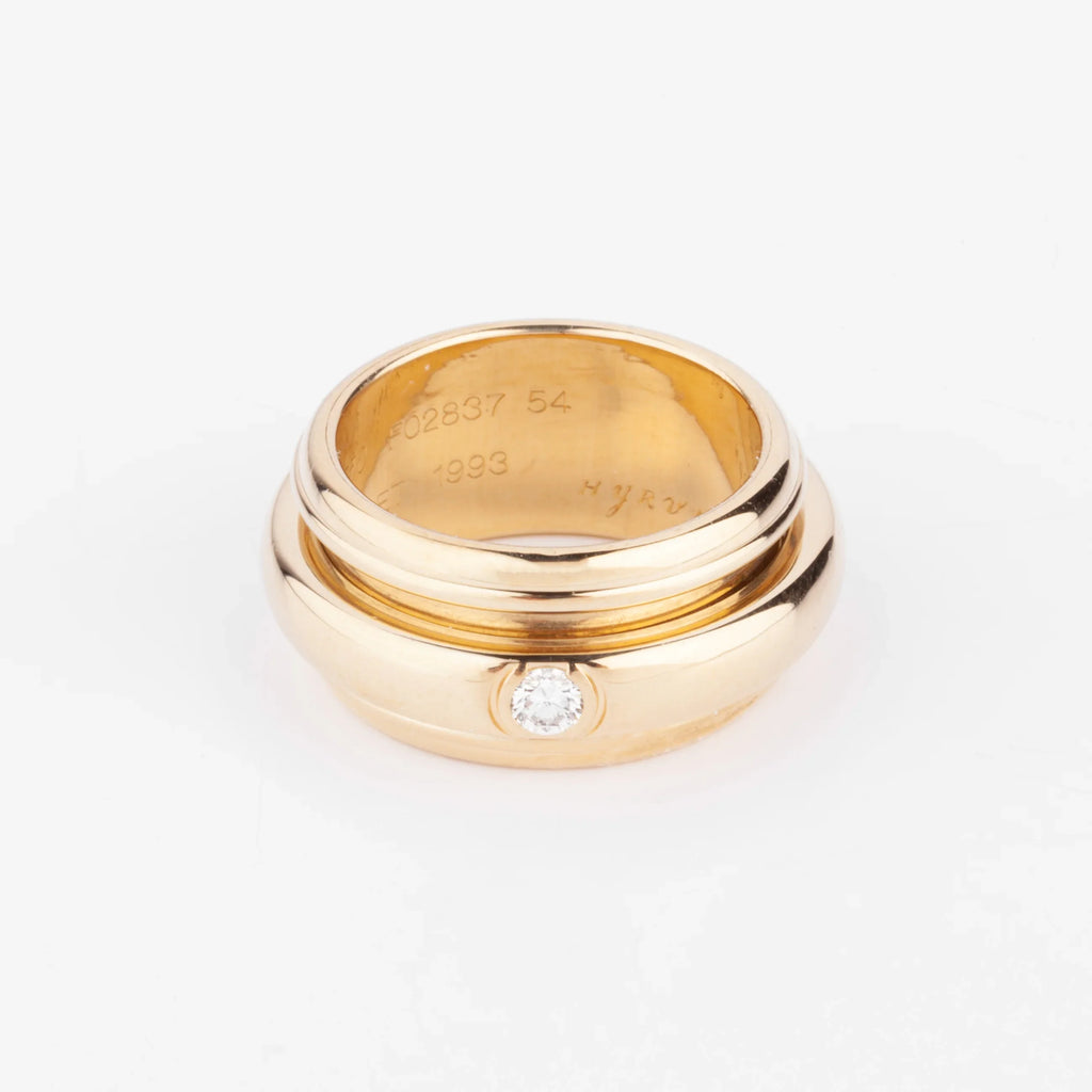 Piaget Possession yellow gold and diamond ring