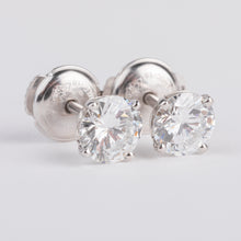 Charger l&#39;image dans la galerie, Boucles d&#39;oreilles en diamants sur or gris taille moderne
