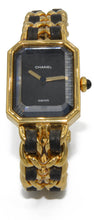 Charger l&#39;image dans la galerie, Montre Chanel ma première en métal doré
