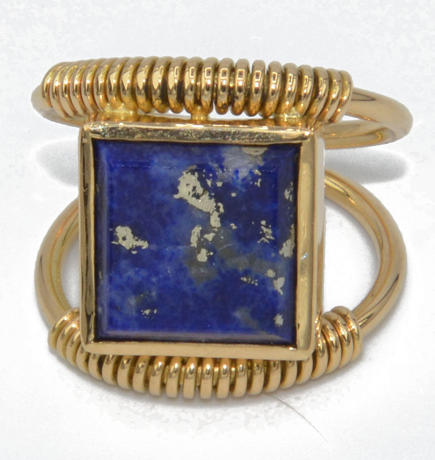 Etruscan gold and lapis ring