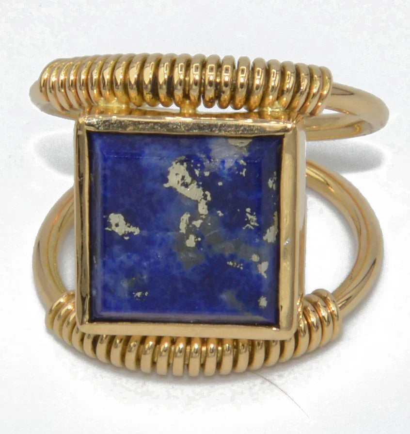 Etruscan gold and lapis ring