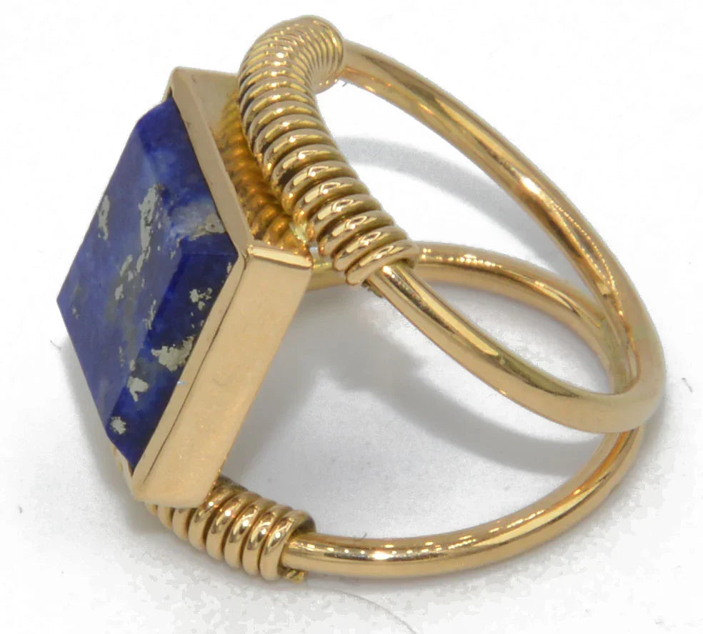 Etruscan gold and lapis ring