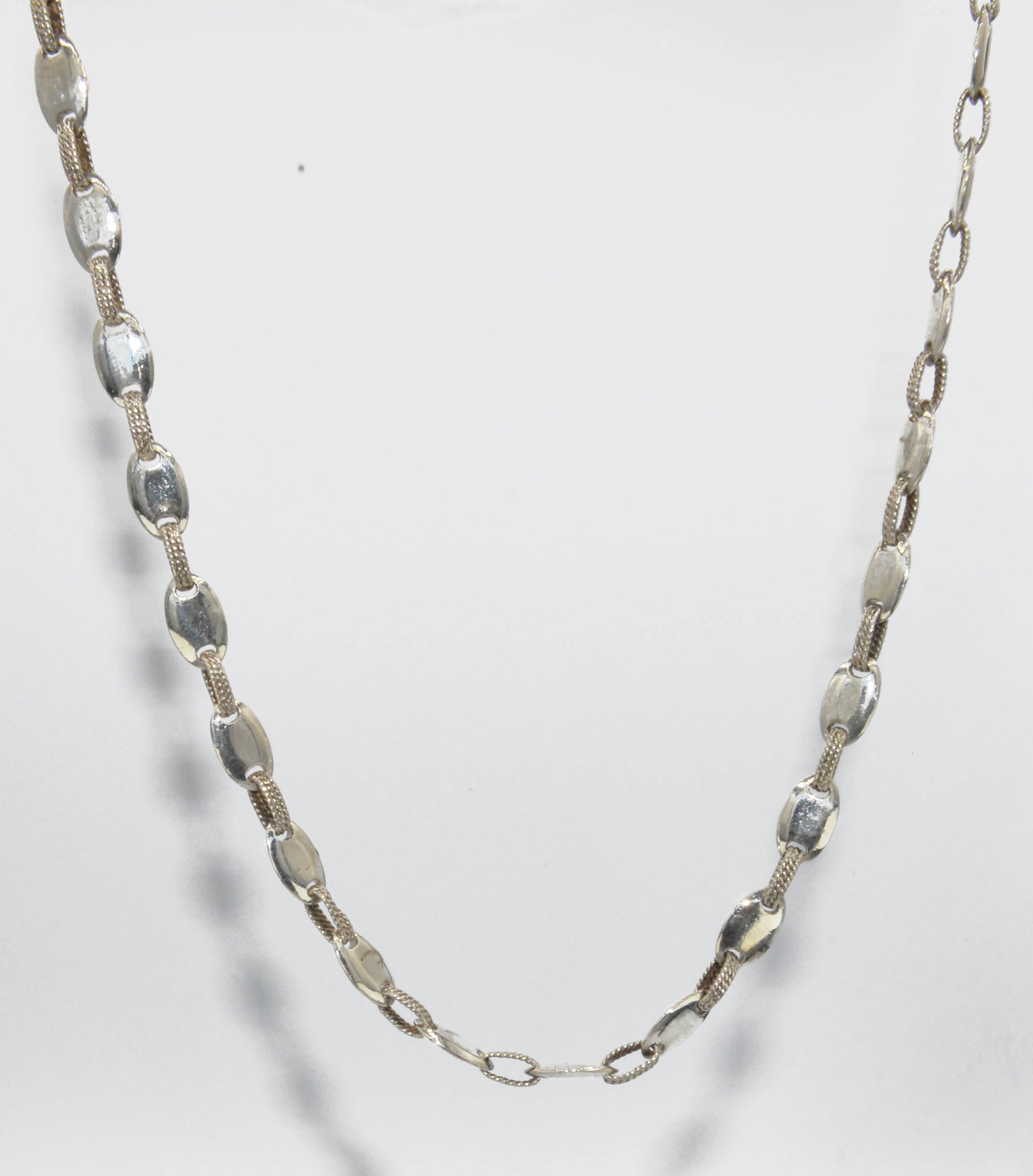 Hermès signed coffee bean necklace in silver