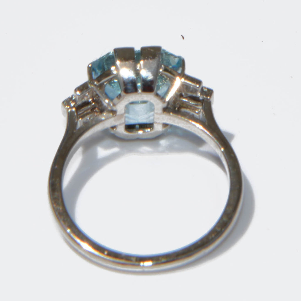 Platinum aquamarine ring