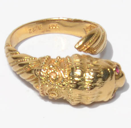Lalaounis Animal Head Gold Ring