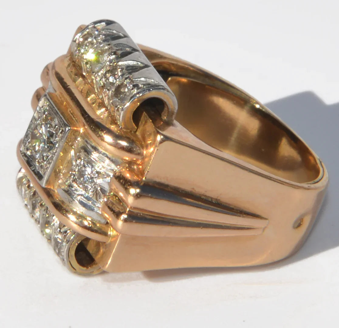 1950 platinum and diamond ring