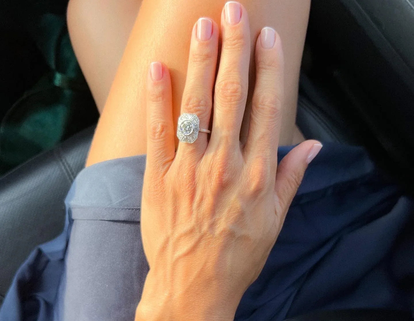 Platinum ring adorned in its center with an old-cut diamond