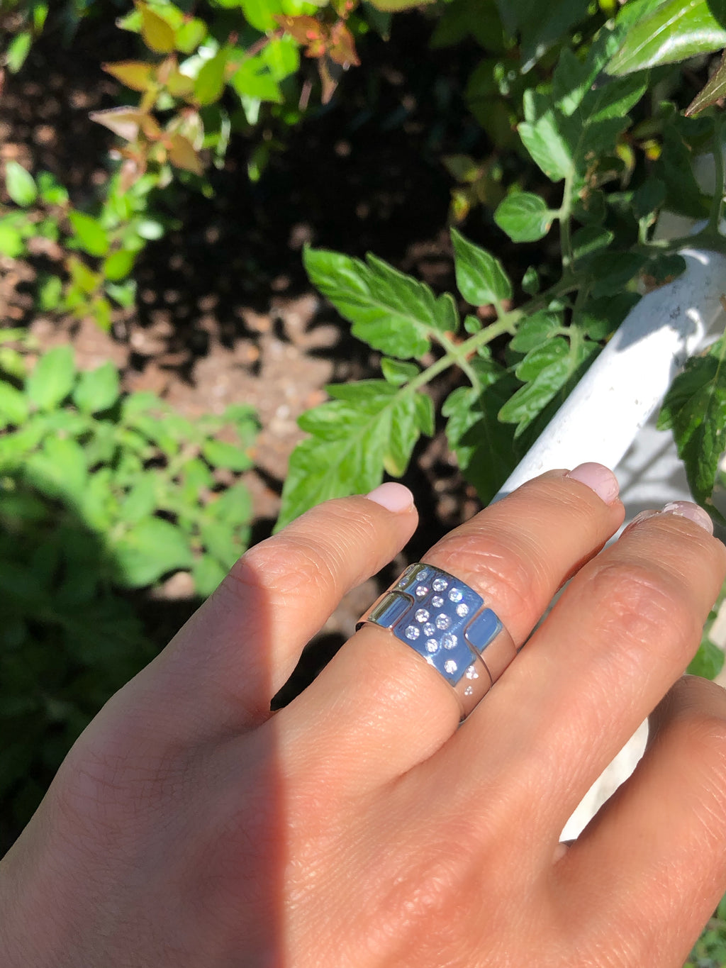 Dinh Van Seventies ring in white gold and diamond, large model