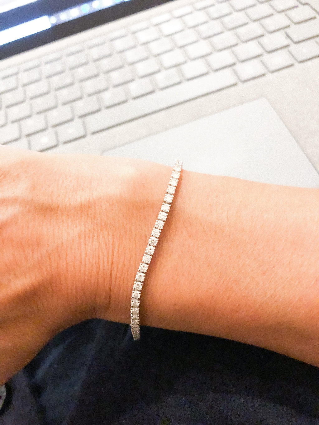 Diamond and white gold tennis bracelet