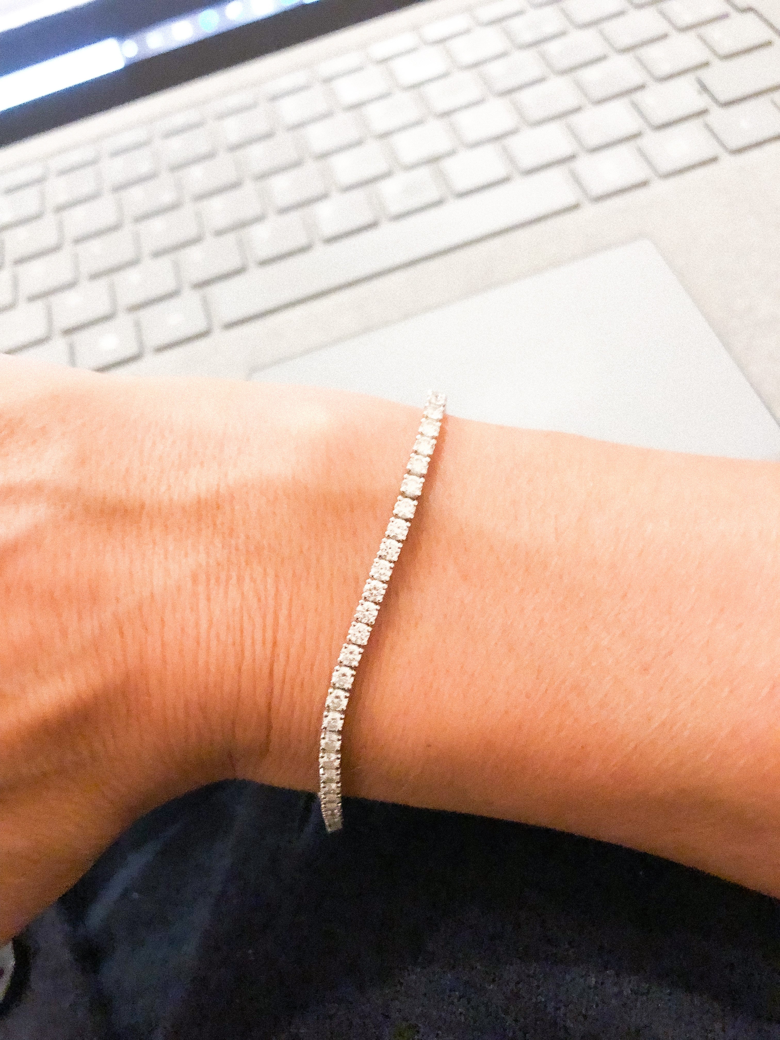 Diamond and white gold tennis bracelet