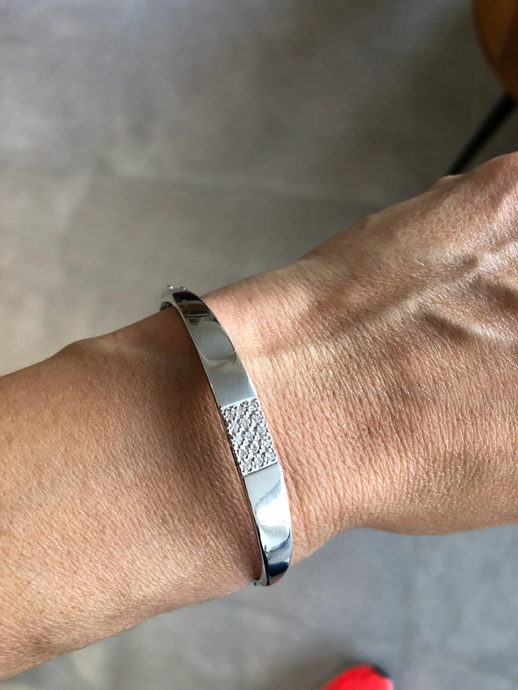 White gold and diamond bangle bracelet