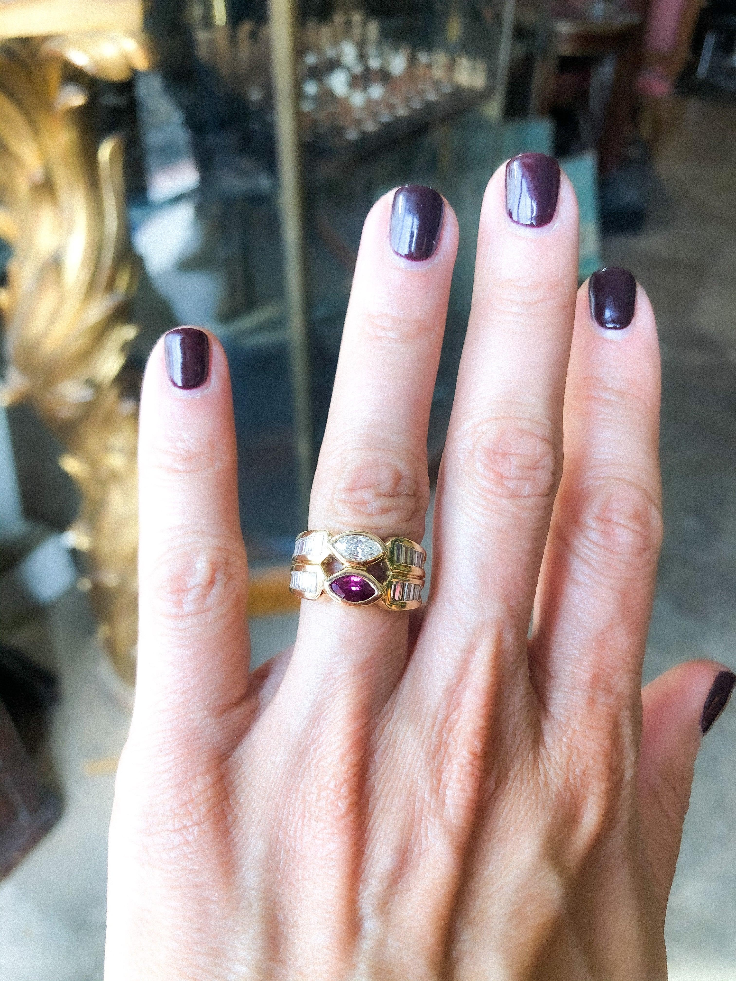 Yellow gold toi et moi ring with ruby and diamond