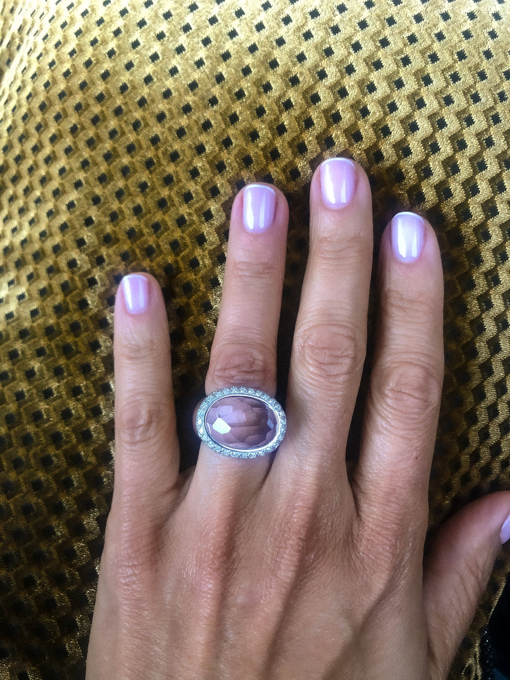 Pomellato ring in rose gold with a faceted morganite