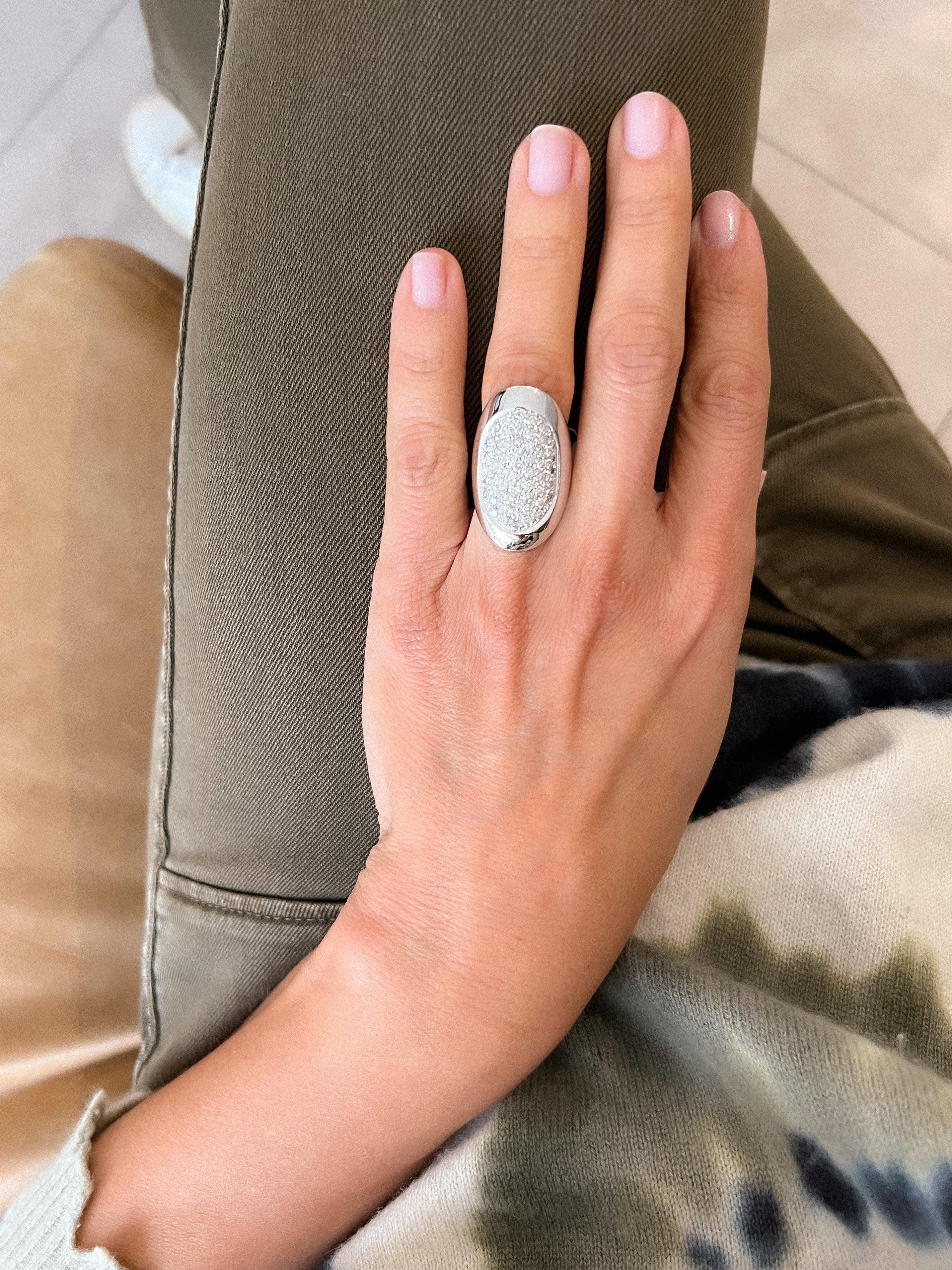 1970s white gold and diamond ring