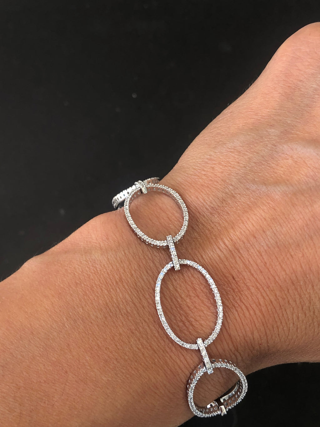 Oval link diamond bracelet