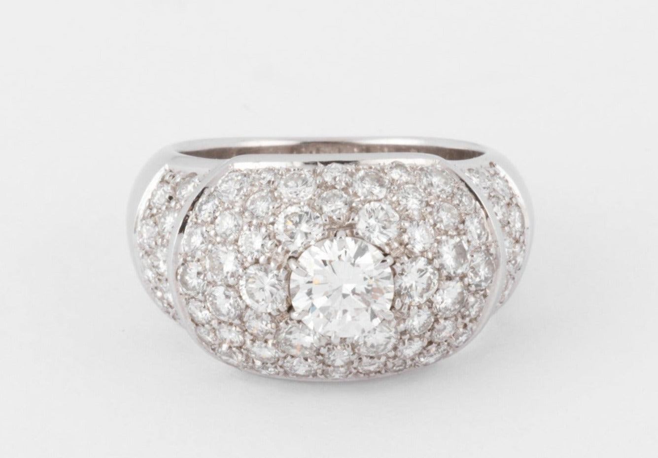 Diamond pavé ring