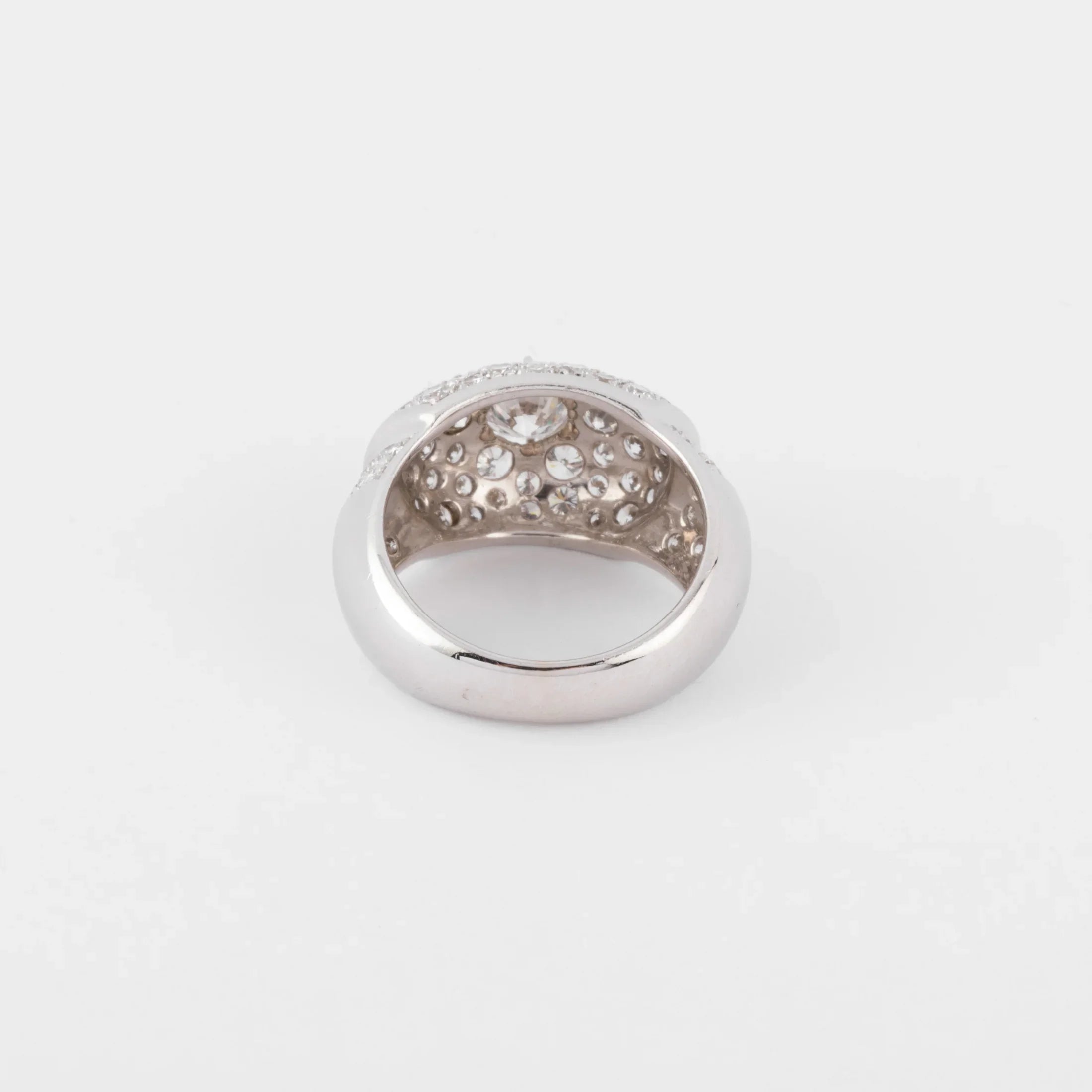 Diamond pavé ring