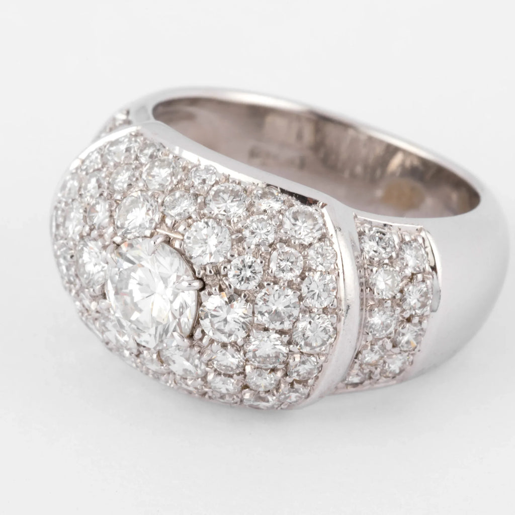 Diamond pavé ring