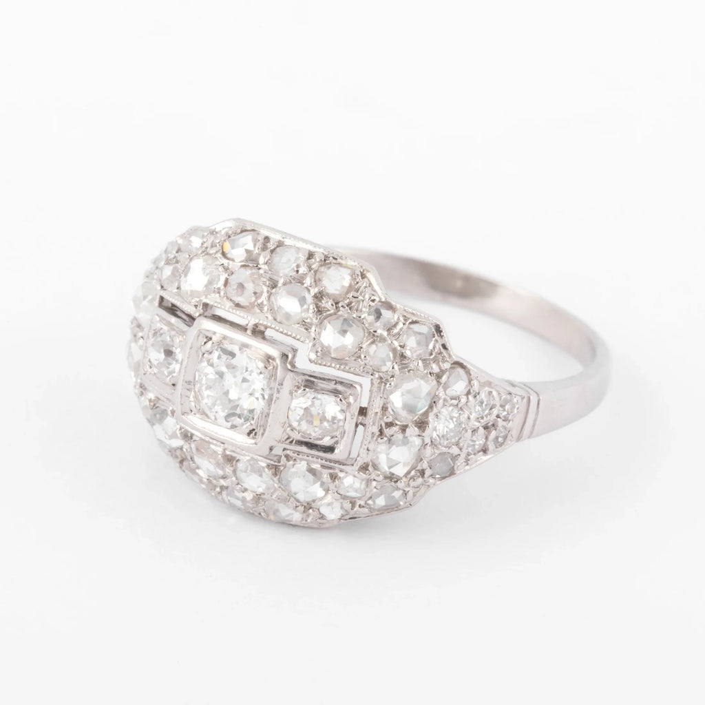 1930s platinum and diamond ring