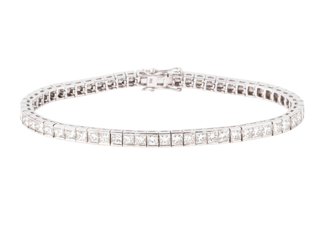 Princess-cut diamond line bracelet in white gold