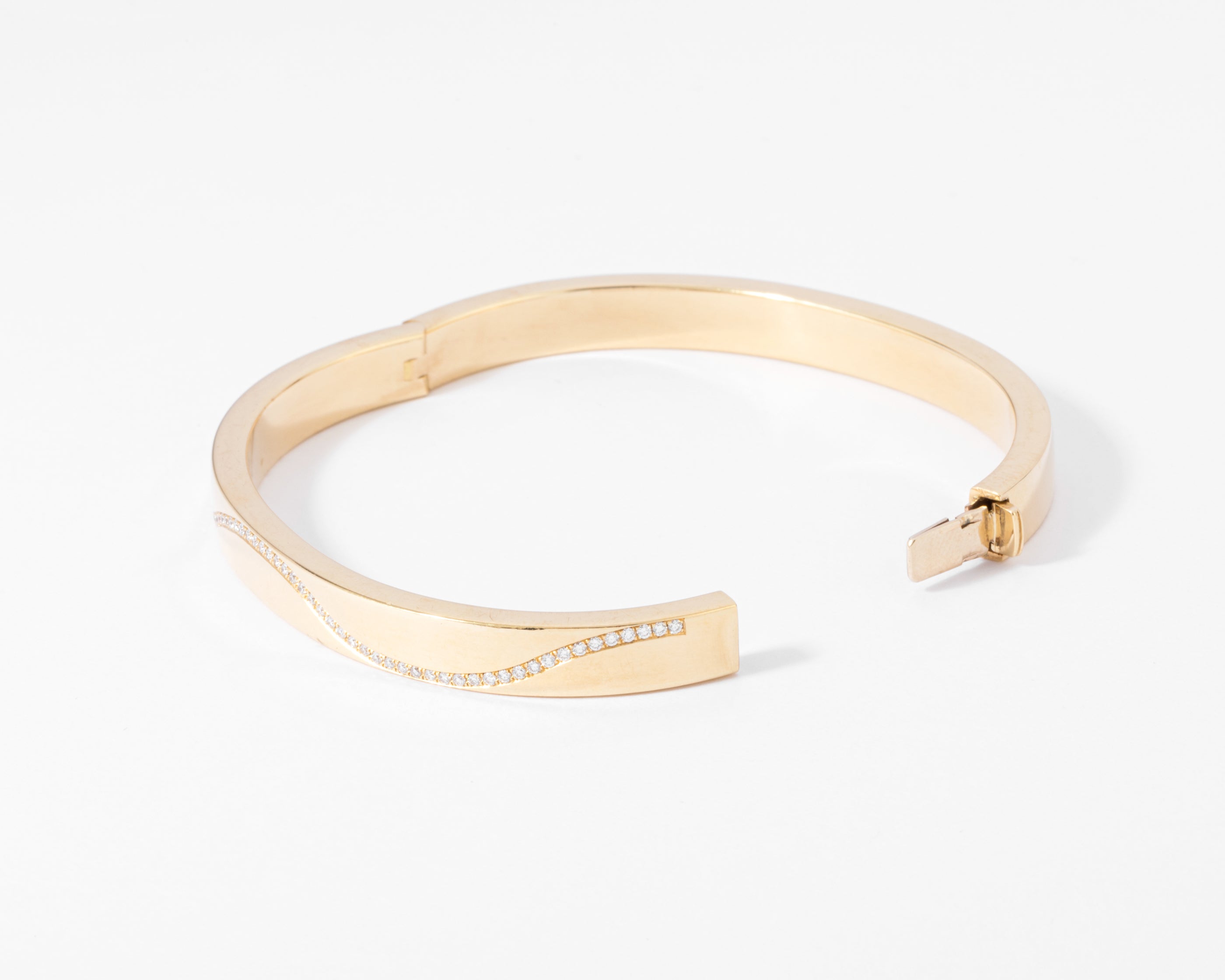 Yellow gold and diamond hinged bangle bracelet