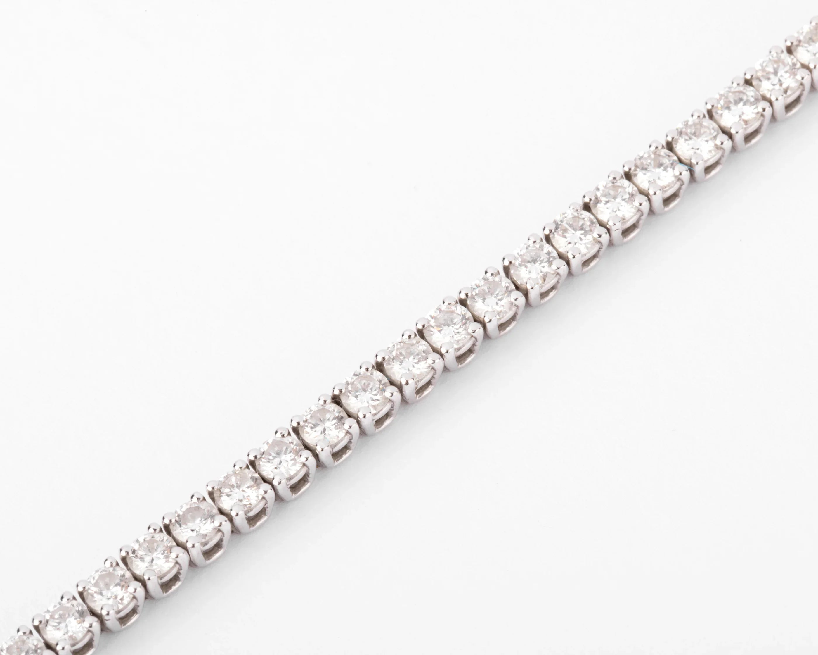 Bracelet riviere en diamant et or gris