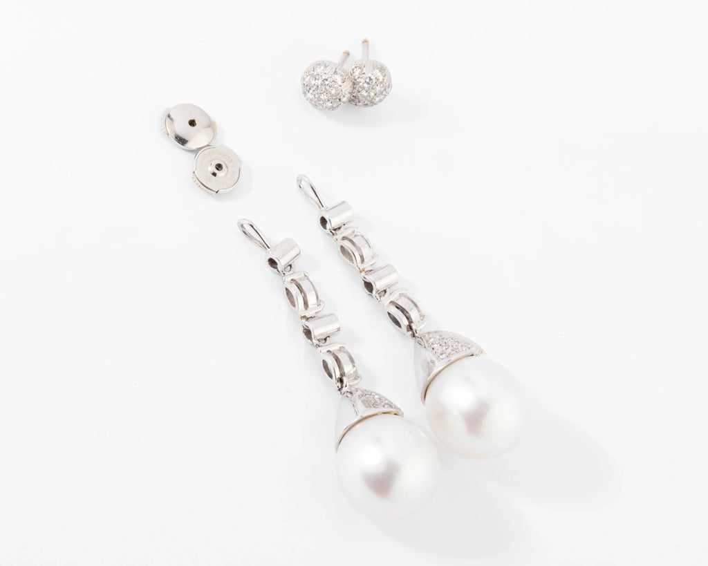 Paire de boucles d'oreilles en Perles Akoya et diamants