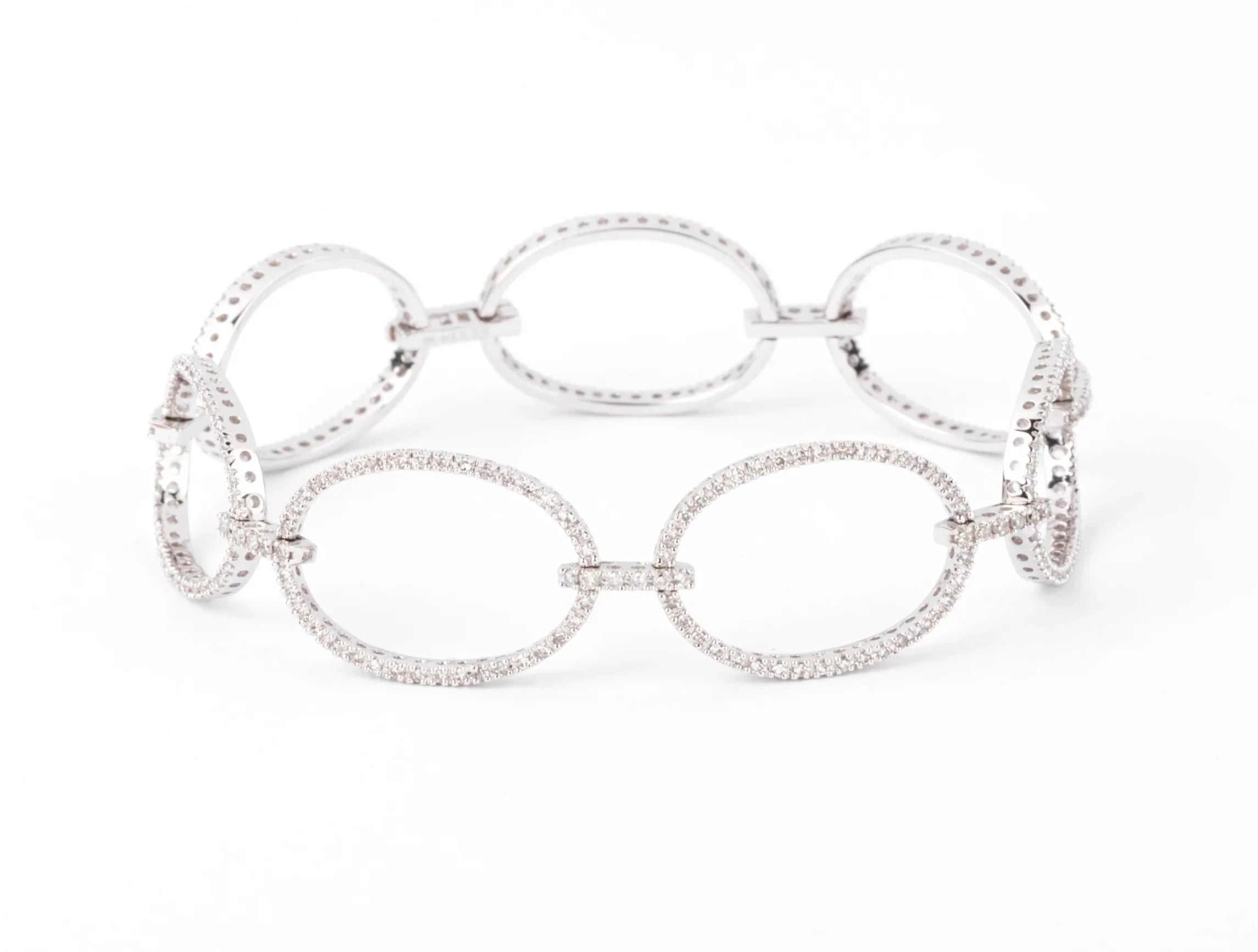 Oval link diamond bracelet