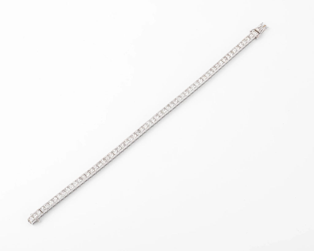 Princess-cut diamond line bracelet in white gold