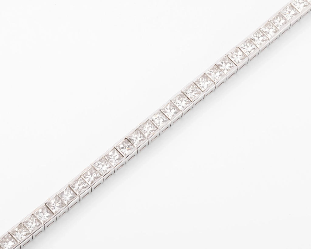 Princess-cut diamond line bracelet in white gold